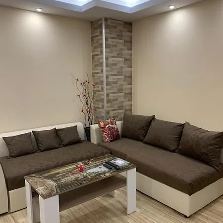 Apartament дани Dani Kazanlŭk