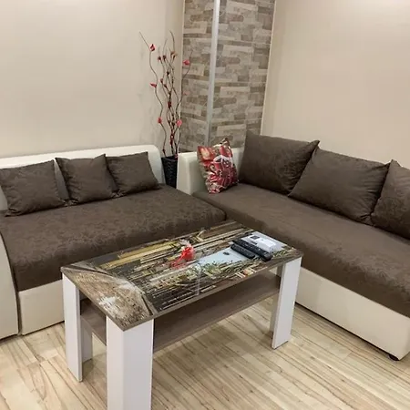 Apartament дани Dani Kazanlŭk