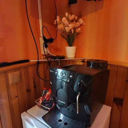 дани Dani Kazanlŭk