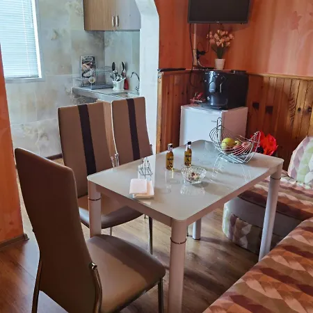Apartament дани Dani Kazanlŭk