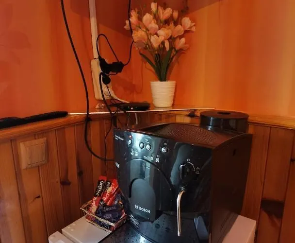 дани Dani Kazanlŭk